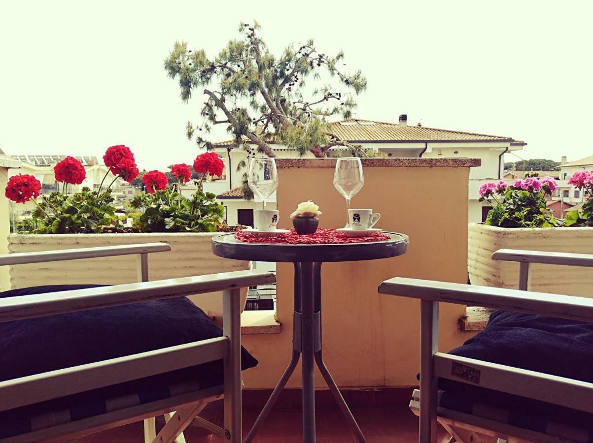 Luxury Apartment Magnolia Terrace Fregenae Exterior foto